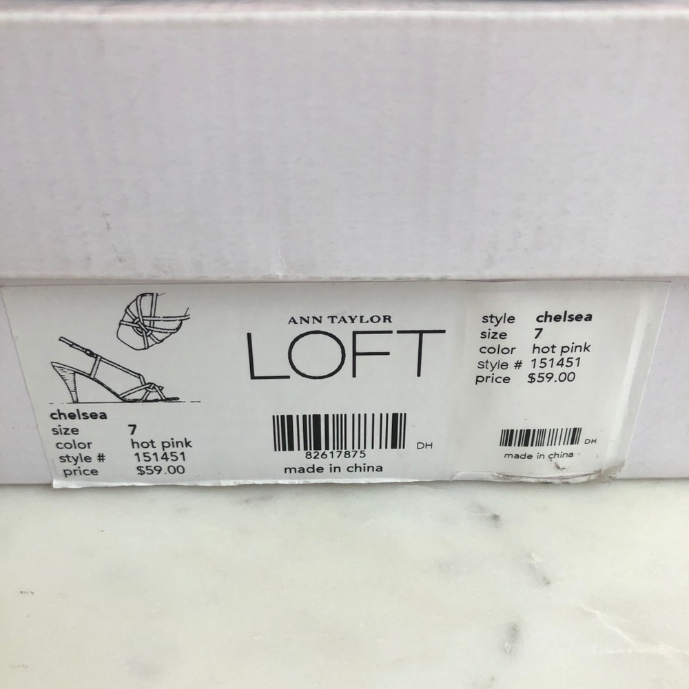 LOFT Size 7 Chelsea sandals hot pink - Picture 4 of 9